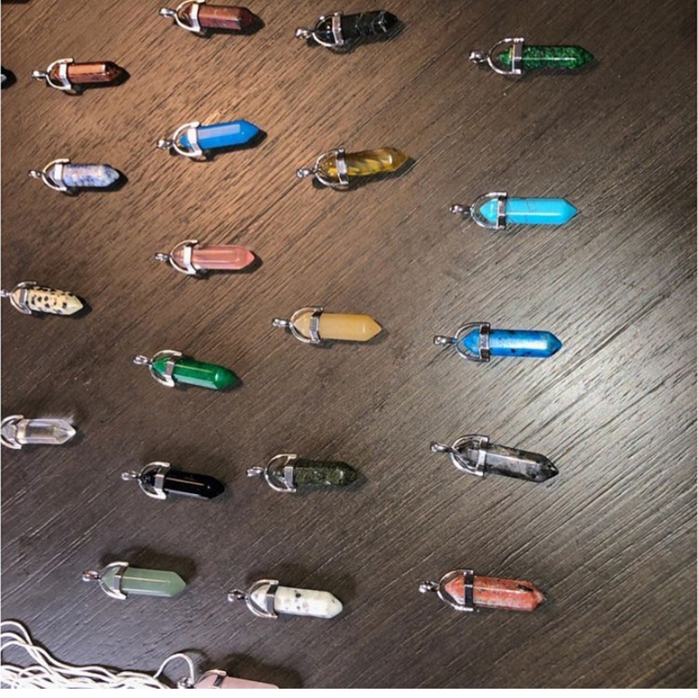 Crystal/quartz necklaces - Picture 6 of 6